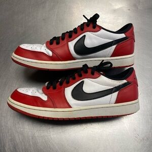 Air Jordan 1 Retro Low Chicago OG 705329-600  Men’s Sz 10.5 2017